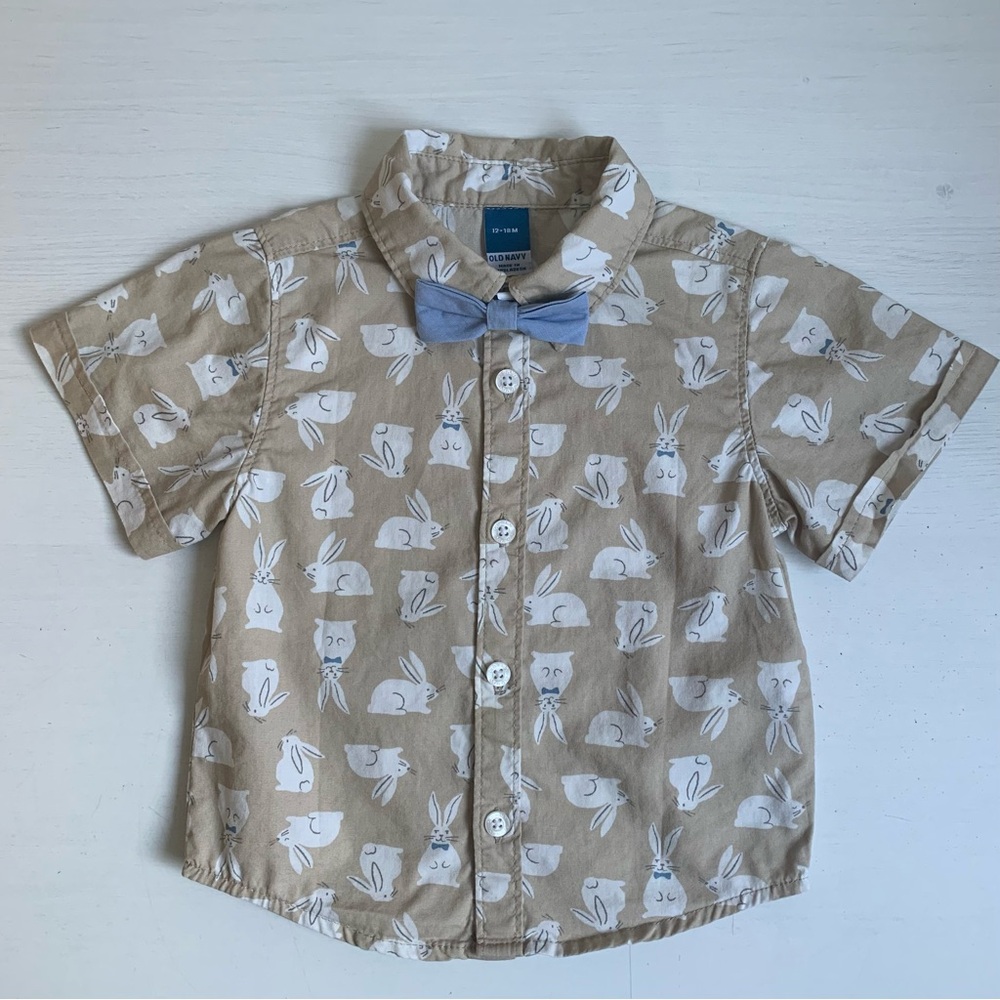 Old Navy Collared Button Up Bunny Print Easter Shirt w/Bow Tie Sz 12-18 Months